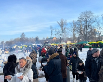 В рамках фестиваля «На Дону стоим, рыбой славимся» состоялась ярмарка в городе Задонске