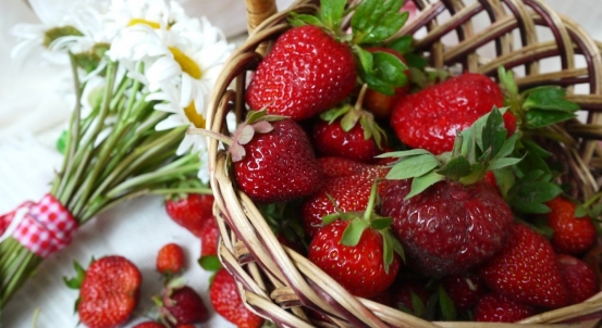Открываем сезон клубники, заглянем в мир ягодного удовольствия 